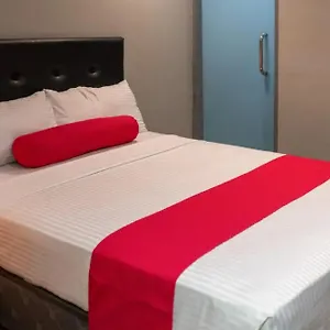 District Hotel